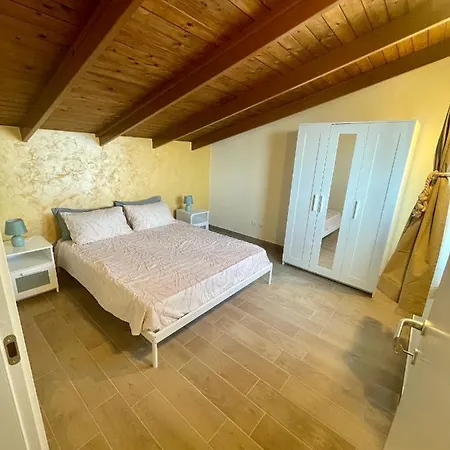 Διαμέρισμα Attico Vista Mare