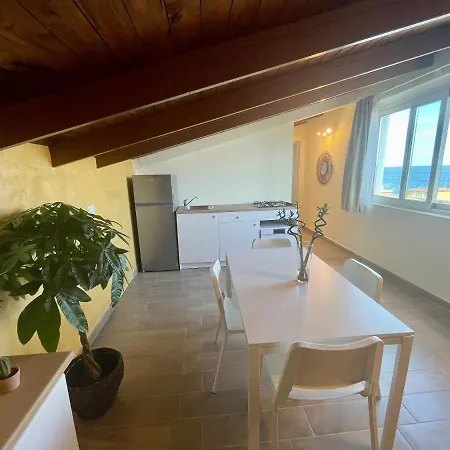 Apartament Attico Vista Mare Giardini-Naxos